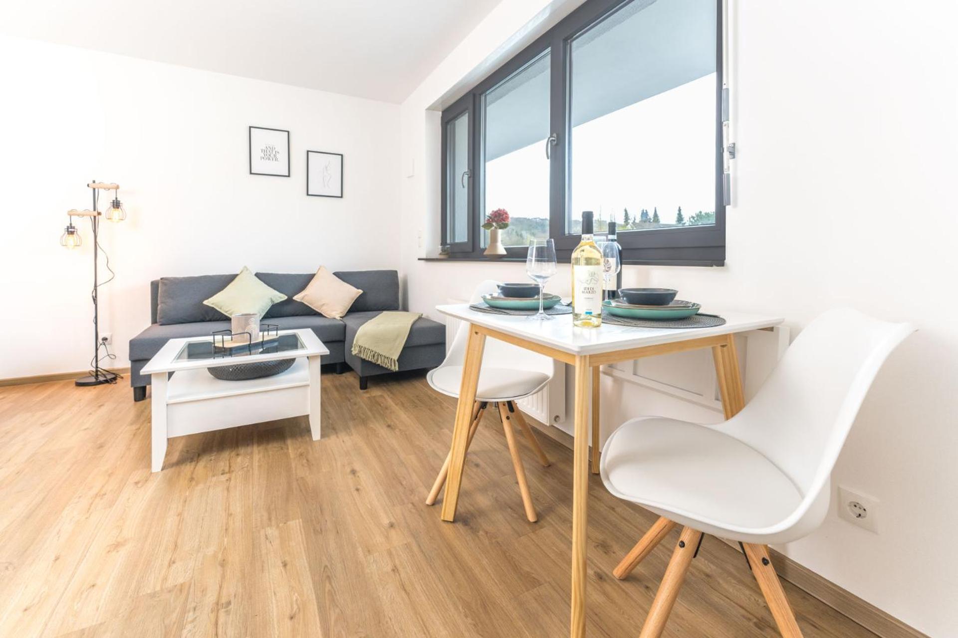 Modernes Apartment Mit Privatem Stellplatz Wenige Minuten Von Der Innenstadt & Mosel كوبلنس المظهر الخارجي الصورة